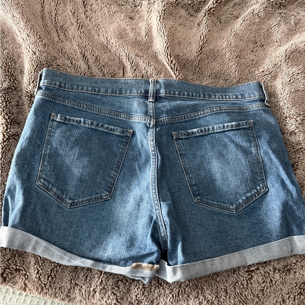 Old Navy Distressed Blue Jean Shorts - Picture 3 of 3